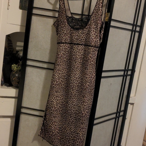 Sexy leapord print mini dress NWOT - Picture 1 of 2